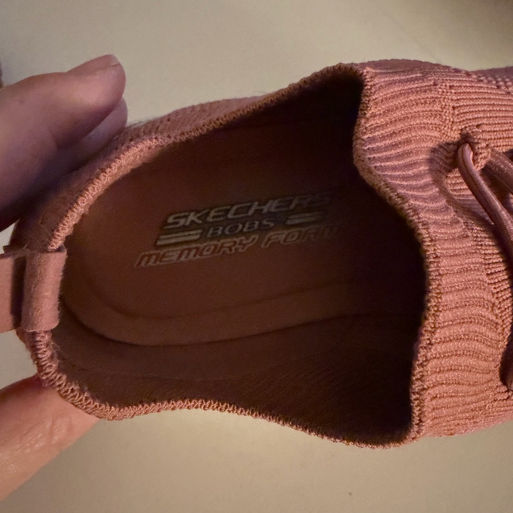 Skechers rose colored Bob’s with memory foam and bungee laces. - Picture 3 of 9